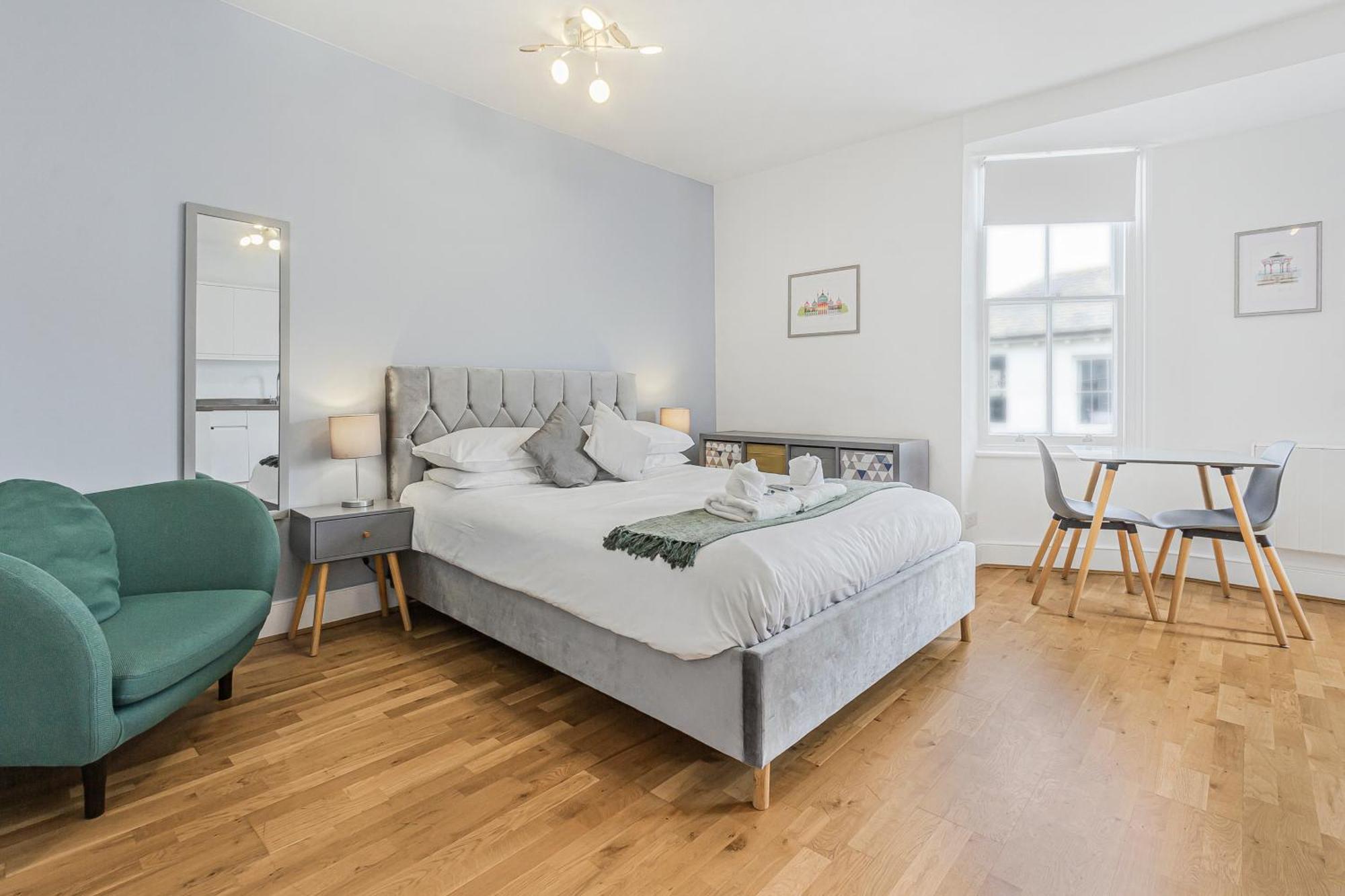 Cosy Studio Flat Moments From The Beach, Kemptown Brighton Exteriör bild